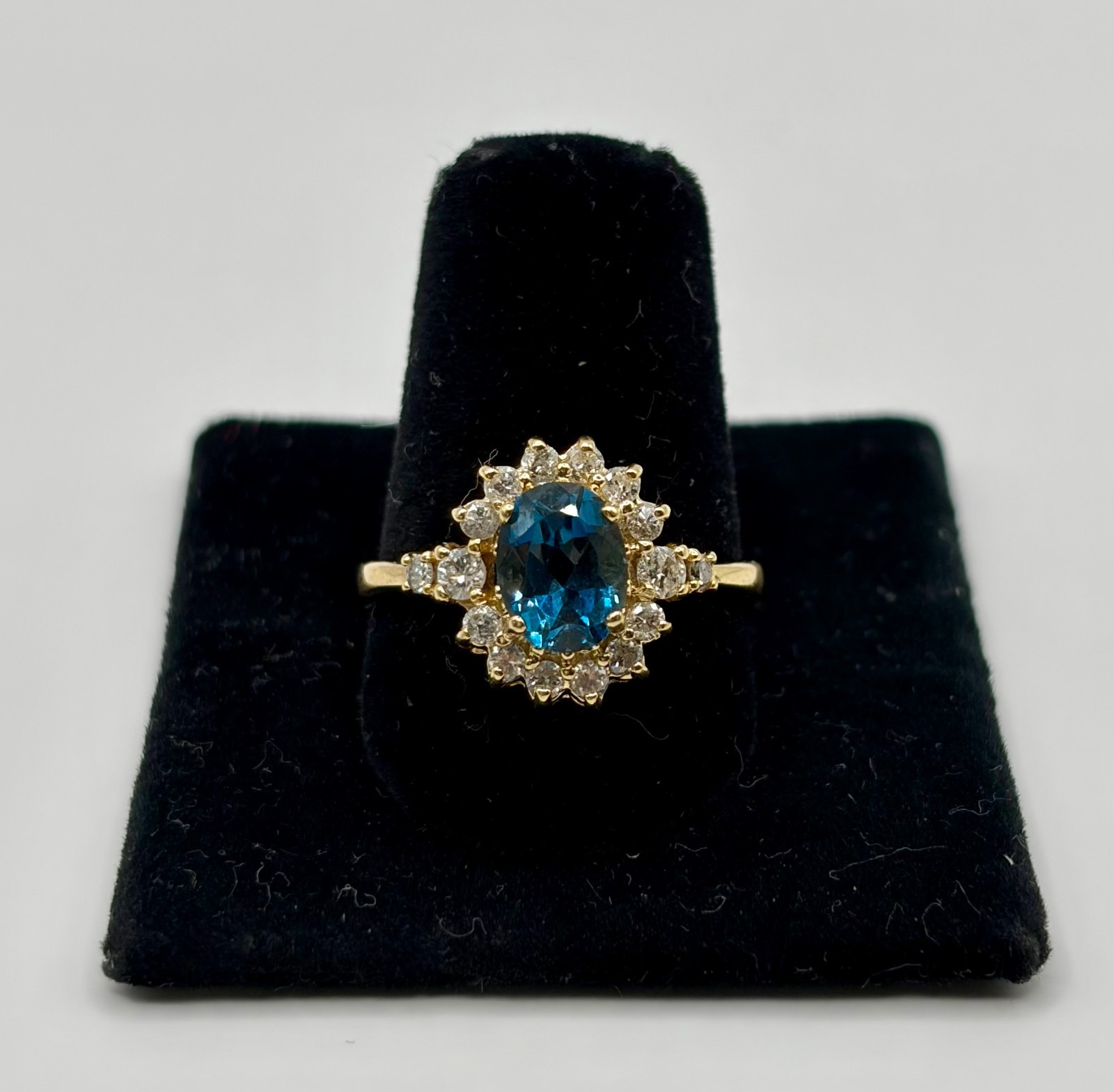 14k Yellow Gold Blue Topaz Ring with Natural Diamonds