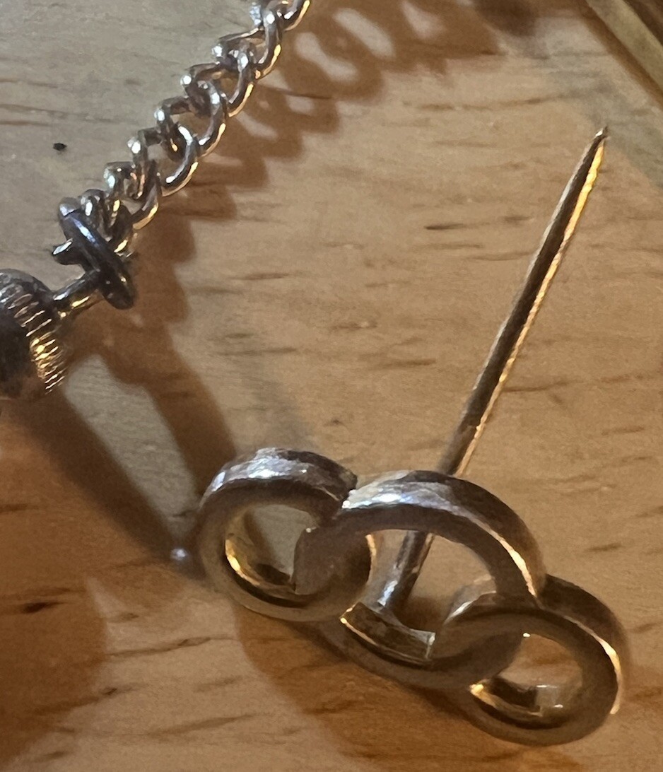 Vintage HICKOK USA FTie Pin Tack Clip Chain Unique Gold Tone 3 Rings