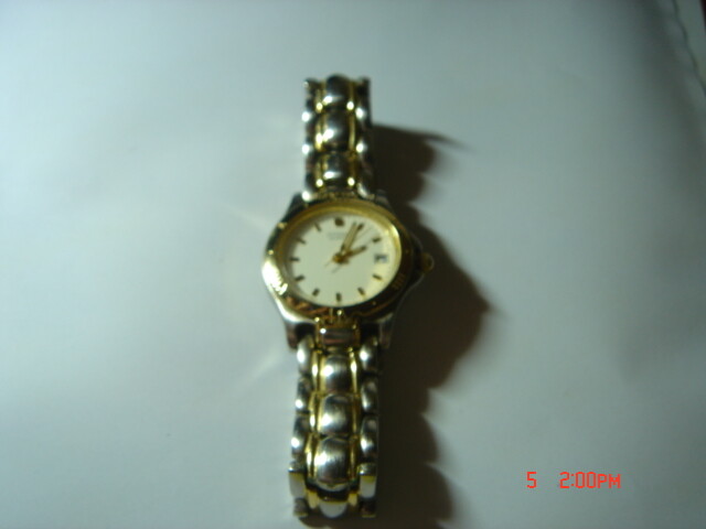 Women’s Goldtone CITIZEN Quartz, white face, date, NEW Batt [KO9931]