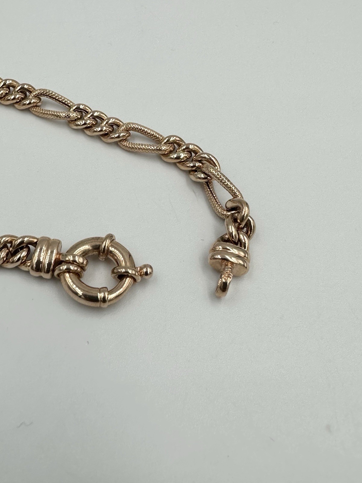 9K Ross Gold Figaro Bracelet 16cm