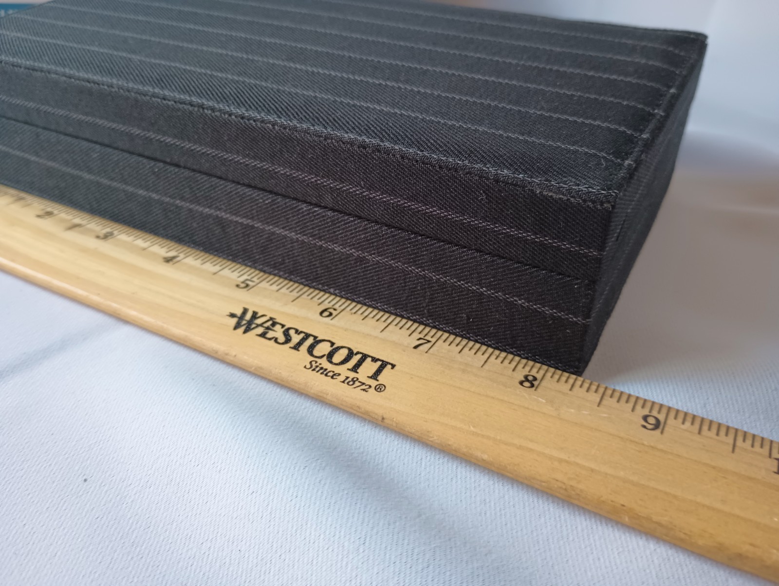 Perry Ellis Portfolio NEW Jewelry Ring Cufflink Felt Lined Storage Box Pinstripe