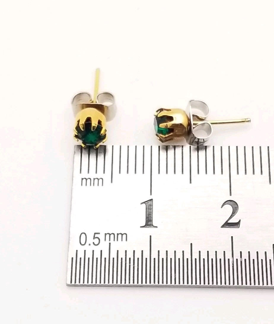 Vintage Gold Tone Stud/ Post Earrings Faux Emerald Dark Green Glass Jewel 4mm