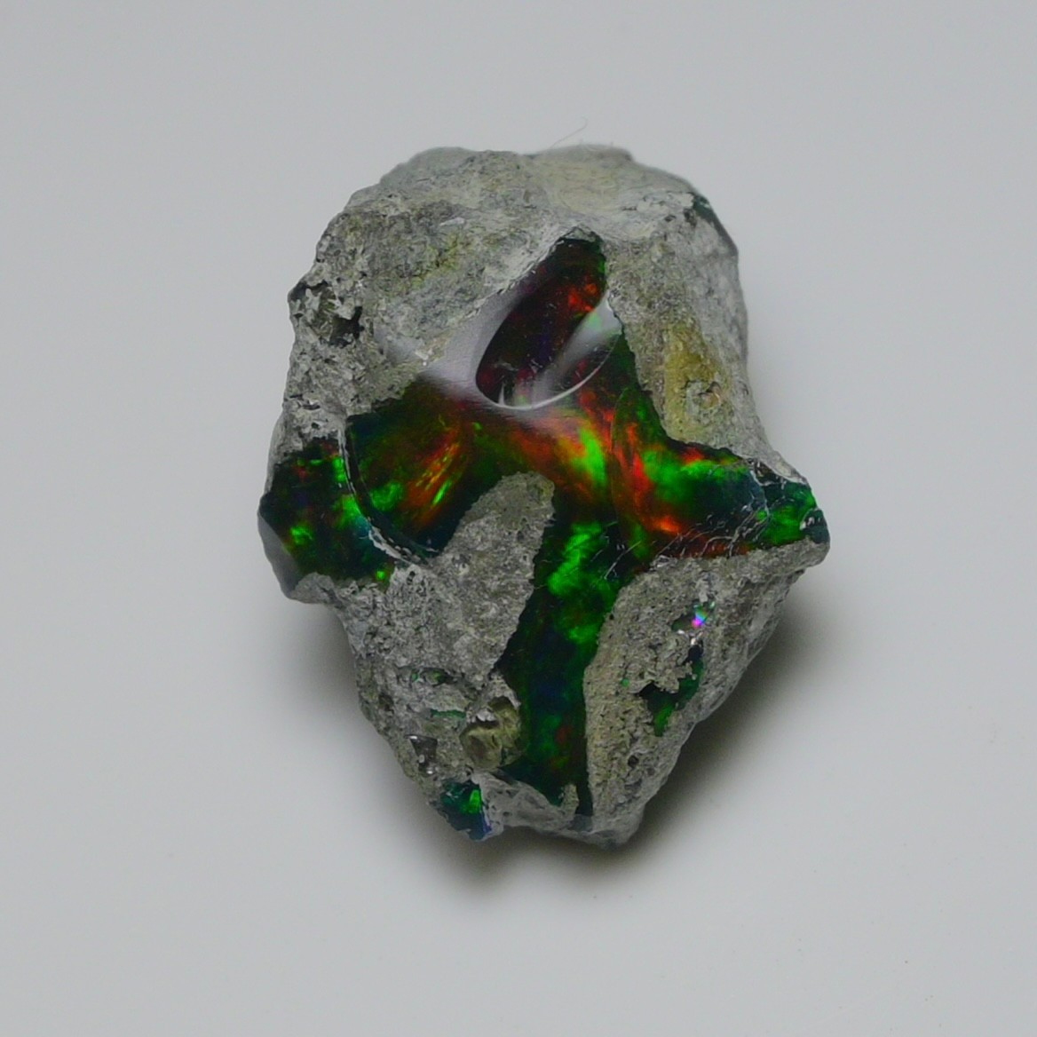 21.10 Cts Smooth Black Ethiopian Opal Rough, Ideal for Jewelry – Smoked Opal Raw