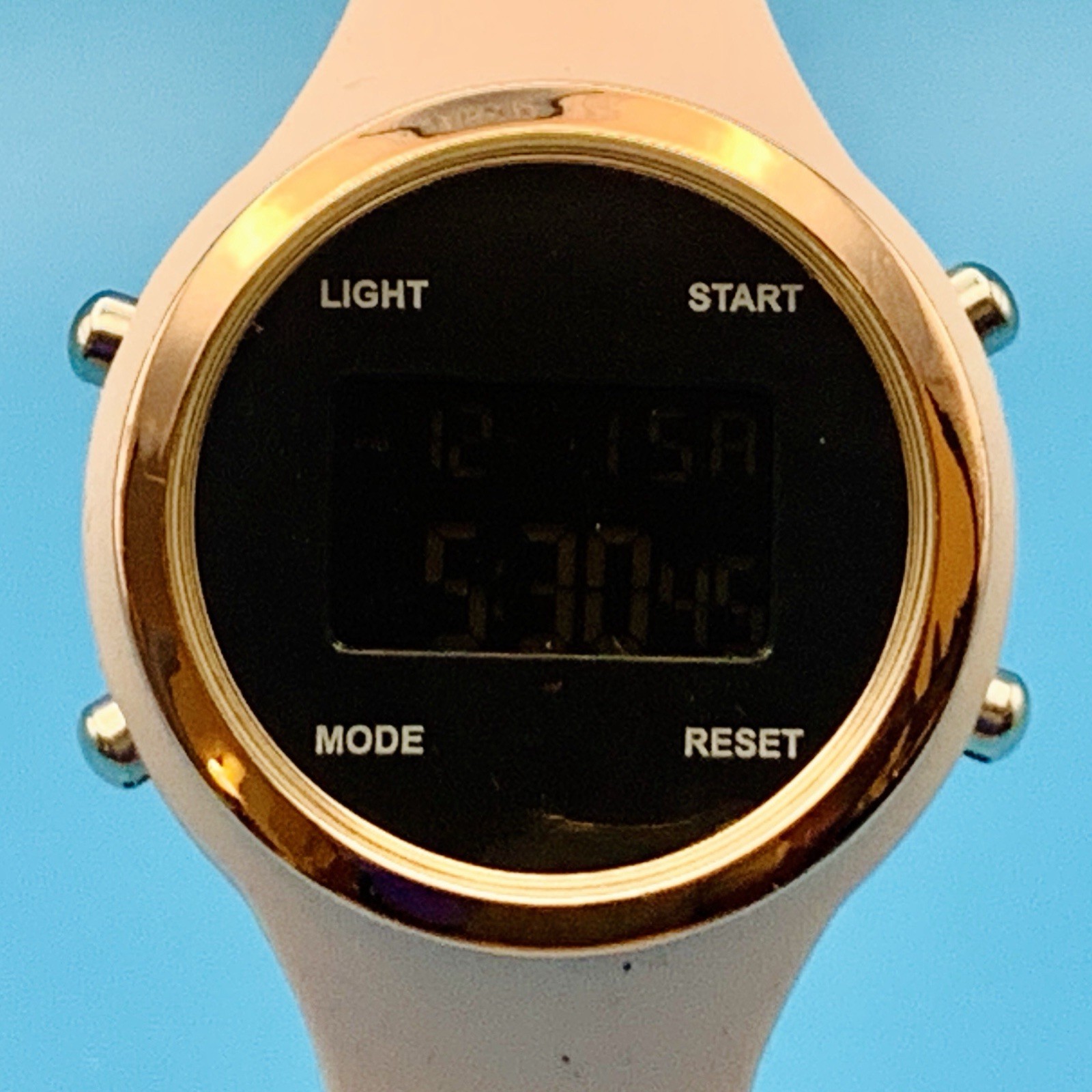 Women’s 78/3003 Digital Wristwatch Chrono Backlight Day Date Display Working