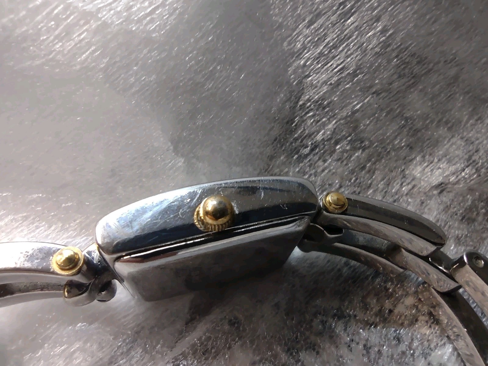 Fossil ES-8924