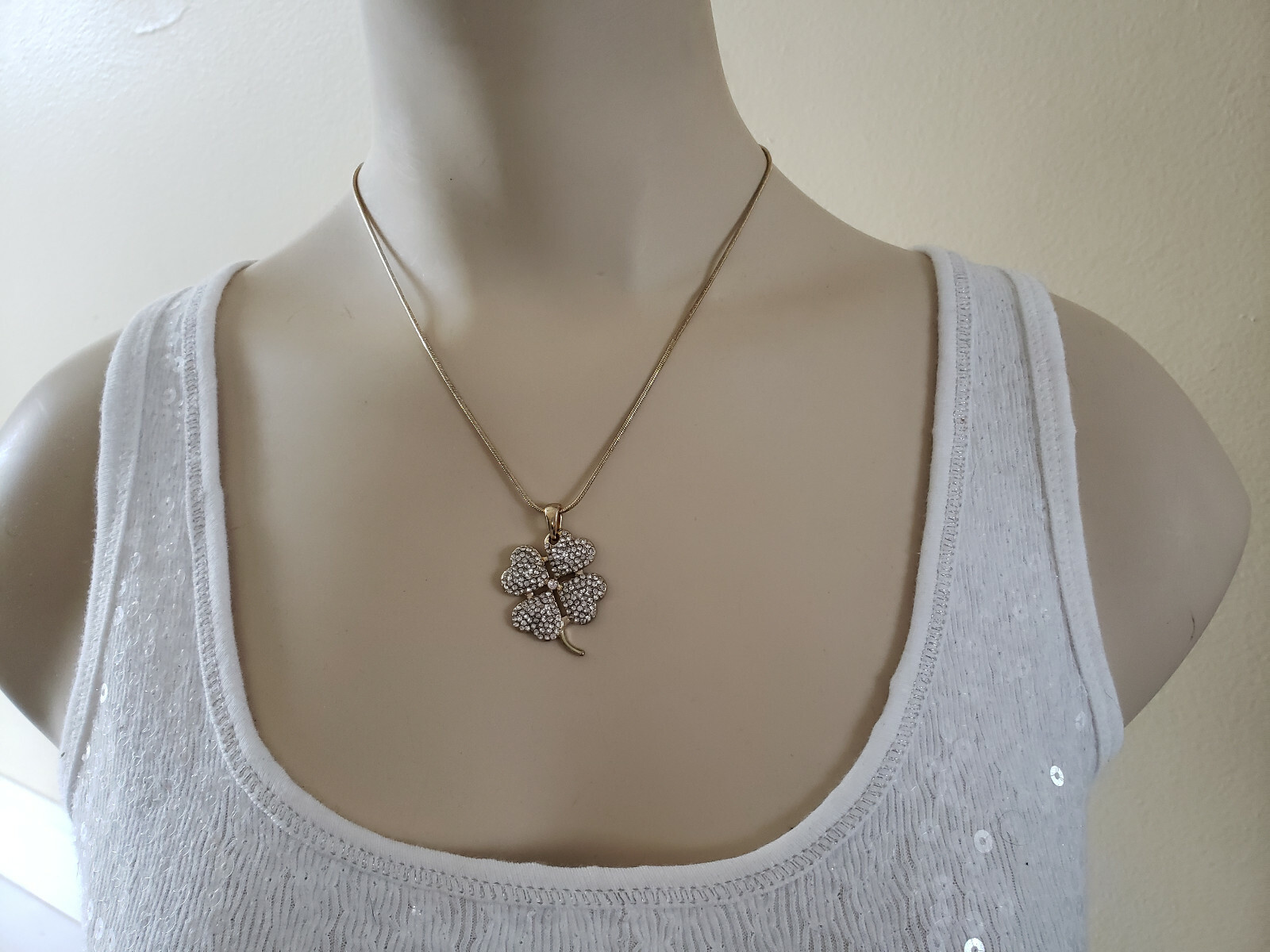 Four Leaf Clover Shamrock St Patricks Necklace Crystals Gold Tone Gift Box