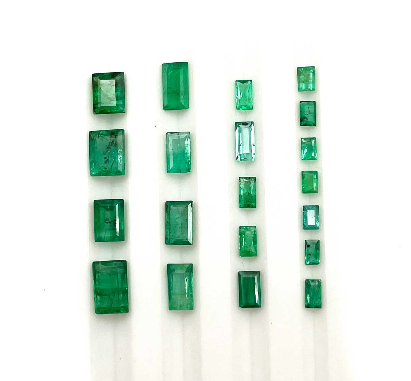 Natural Emerald Baguette Cut Loose Gemstone Lot 13-16 Pcs 2*3-4*6 MM 3 CT