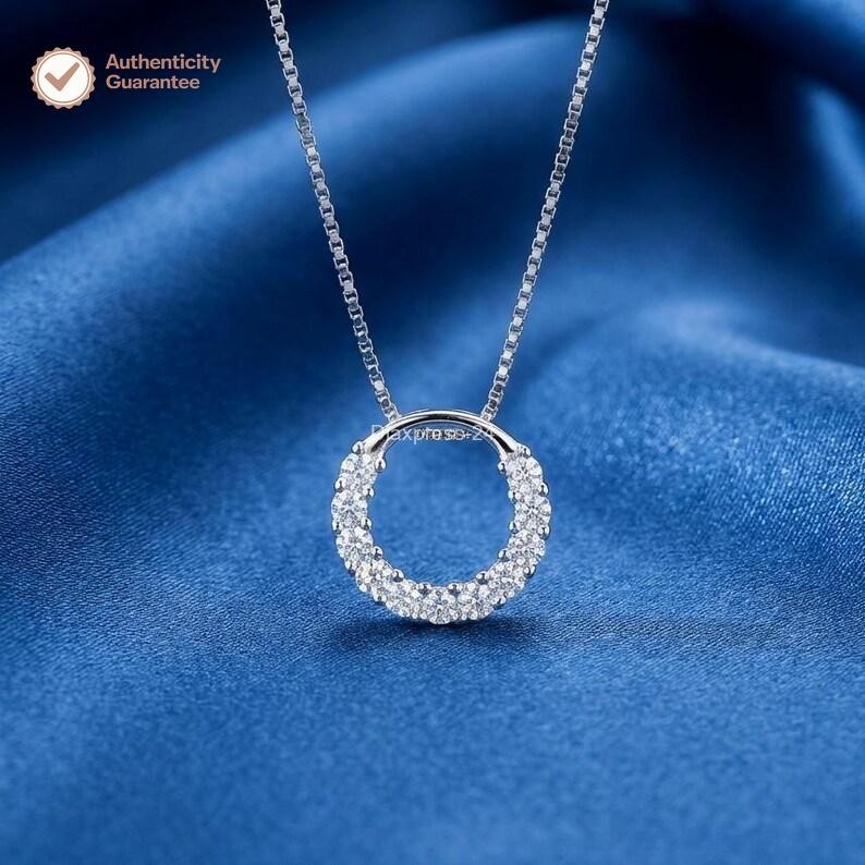 14K White Gold 18” Chain Natural GH/SI Diamond Proposal Circle Shape Pendant