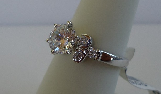 BUBBLE SIDES RING ROUND CENTER LAB CREATED SIMULATED DIAMONDS STERLING SILVER