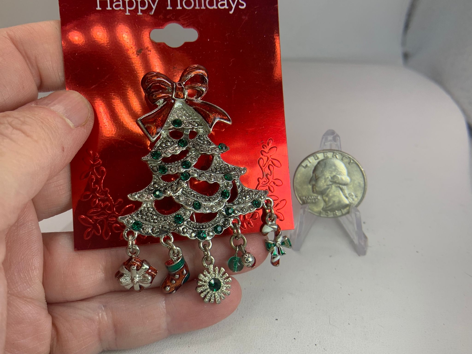 Christmas Tree Rhinestone HAPPY HOLIDAYS NOS Vintage Silver Brooch V-8755