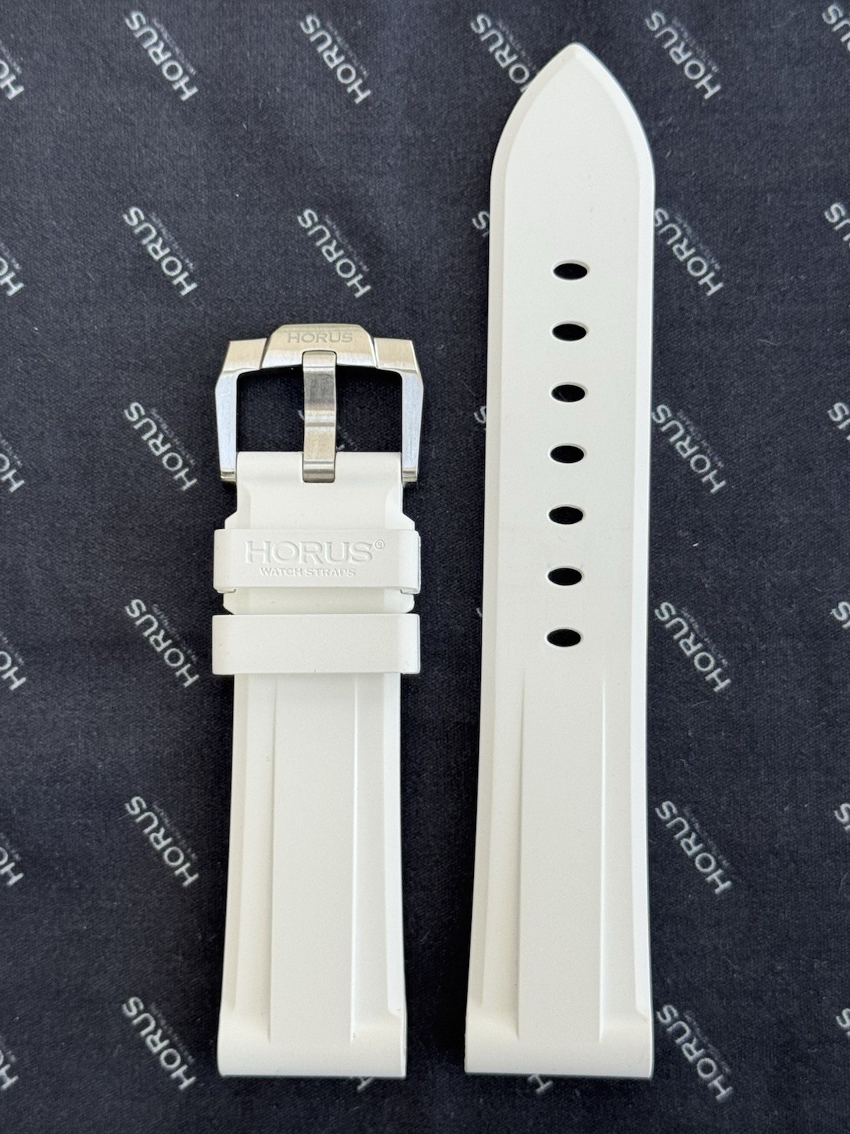 Horus Watch Straps FKM 22mm Lug Width For Multiple Brands – Polar White