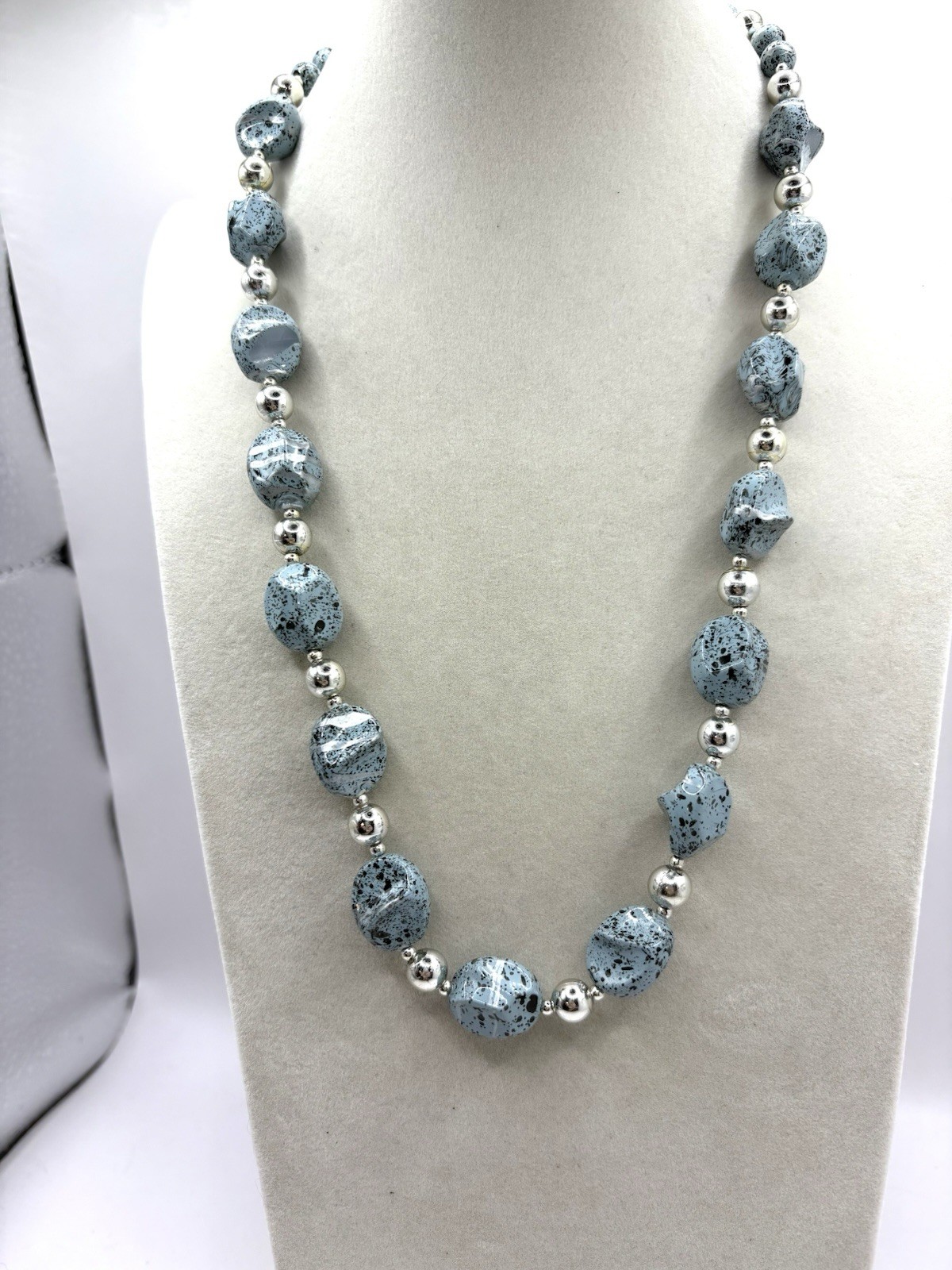 Slate Blue Speckled Pinch Beads & Silver Tone Beaded VTG Necklace