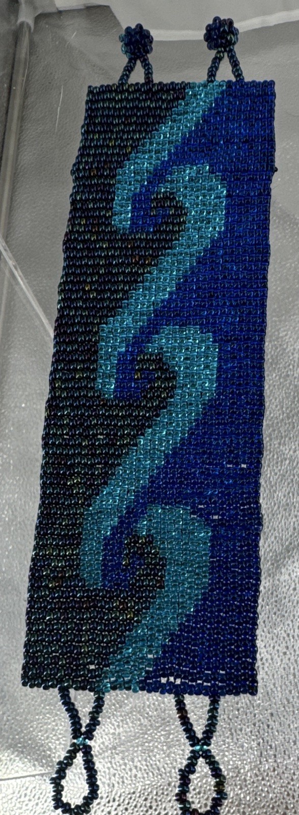 Handmade Beaded Cuff Bracelet Blue Black Teal Wave Pattern Glass Beads 7.5 in