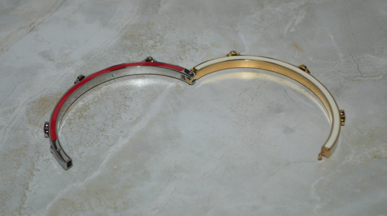 Henri Bendel Miss Bendel Petal Bangle Bracelet