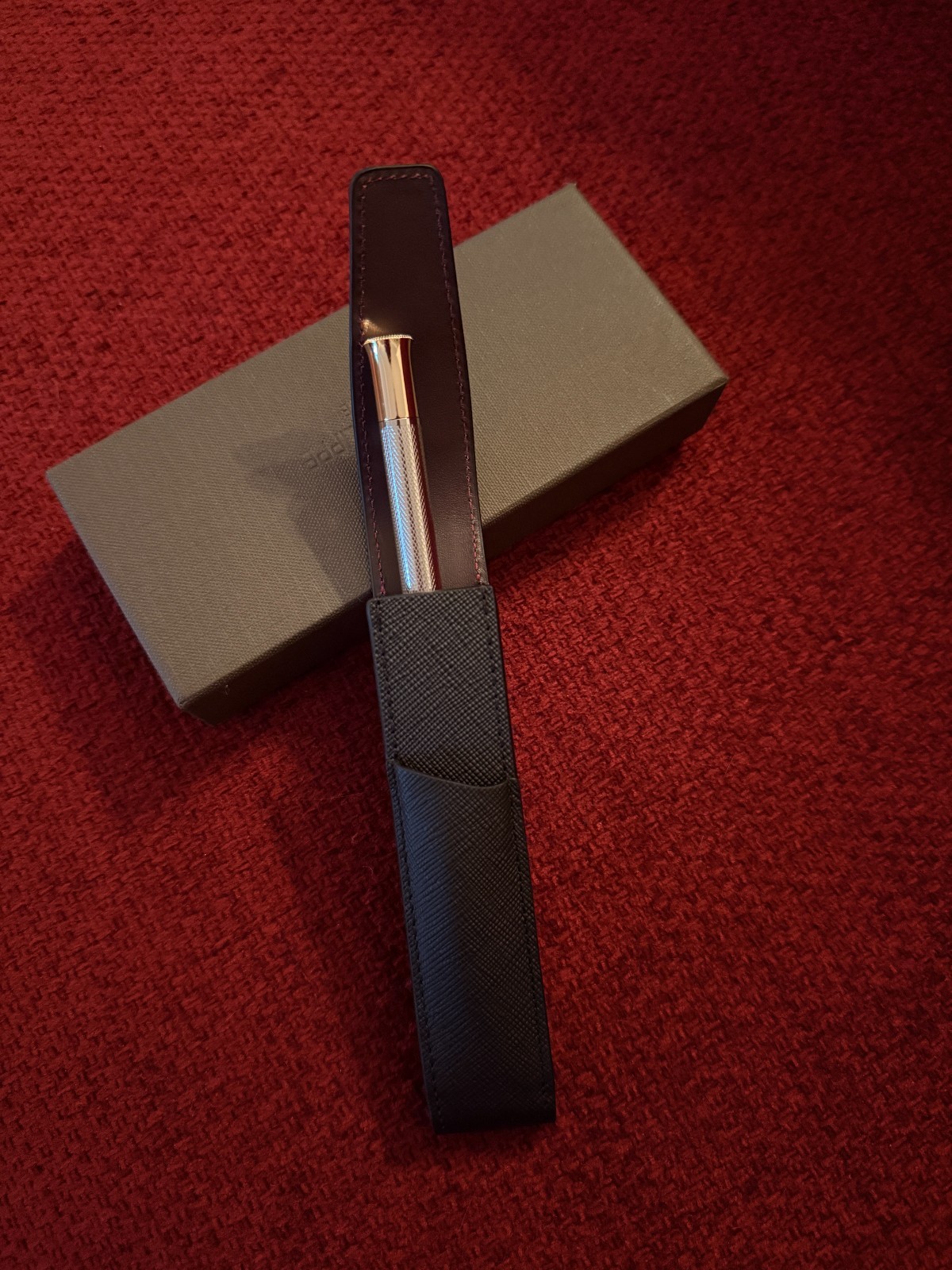 Collectible Patek Philippe & Graf von Faber-Castell Yellow Gold Finnish Pen Set