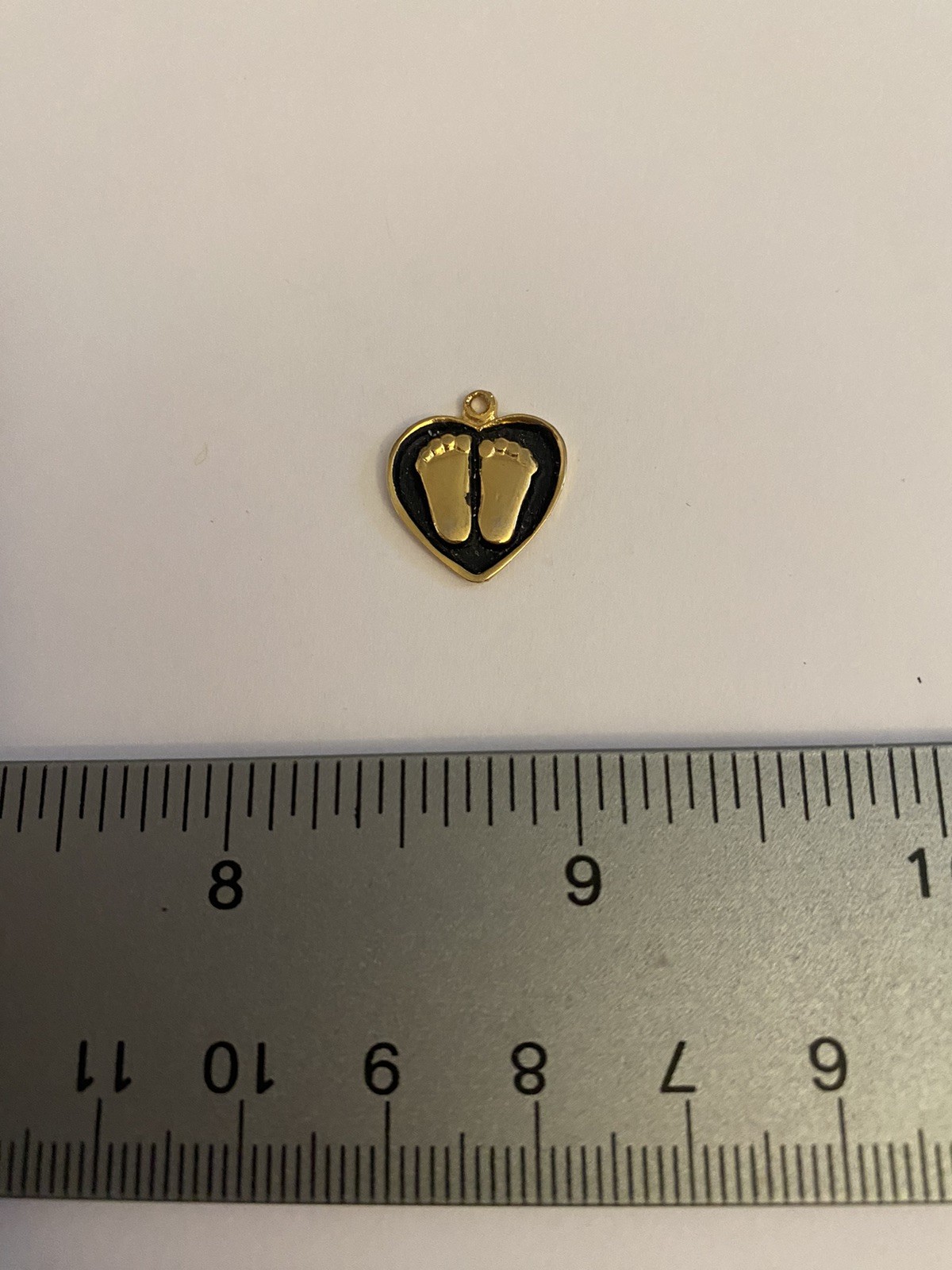 Precious Feet Charm P199