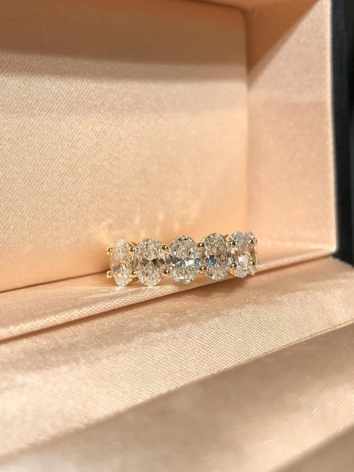 Engagement Diamond Band 1.5 Carat Oval Cut 14k Yellow Gold Lab Grown VVS E F CVD