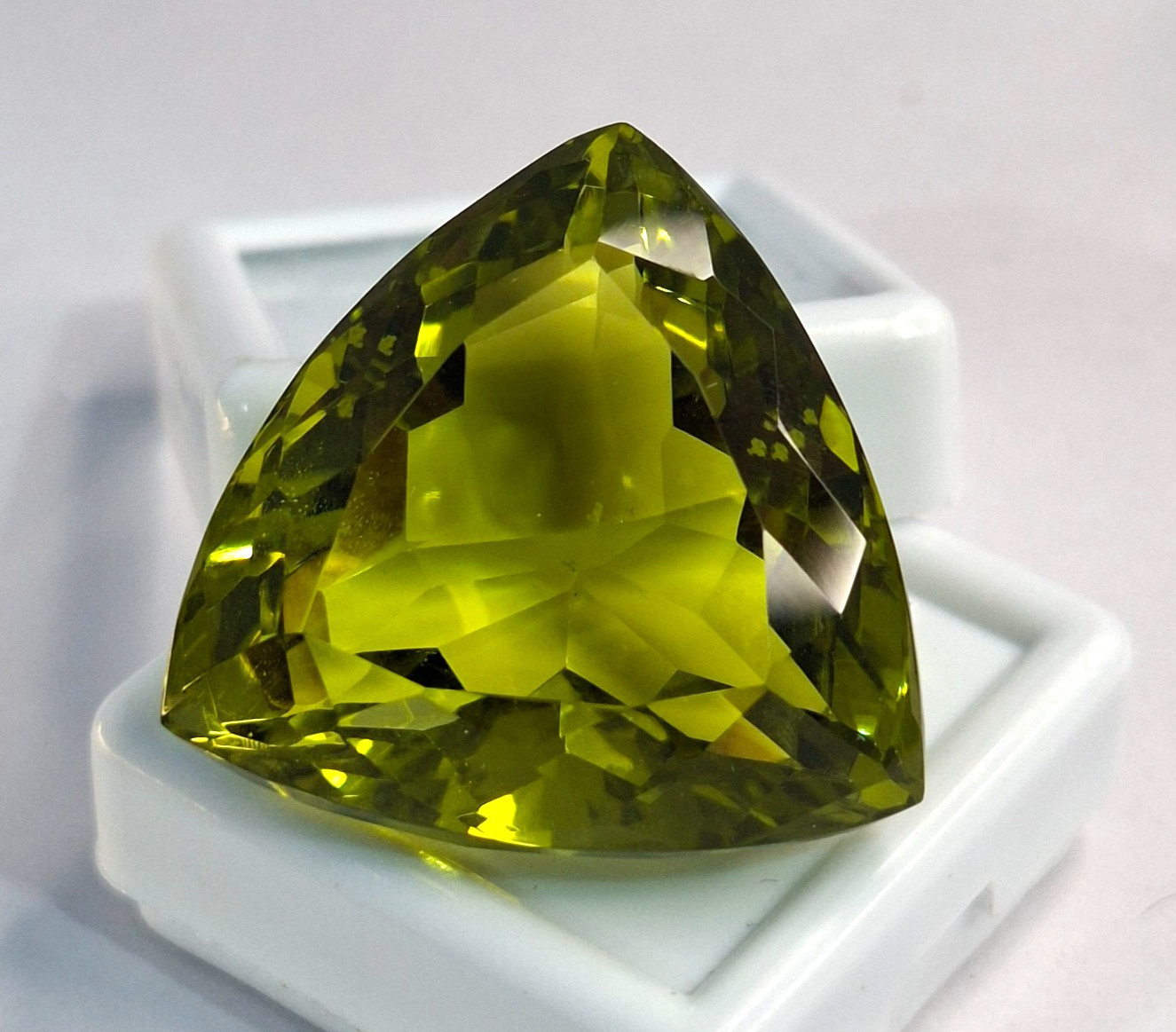 Trillion Cut 60-62 Ct Yellowish-Green Topaz Loose Certified Gemstone TQ1852