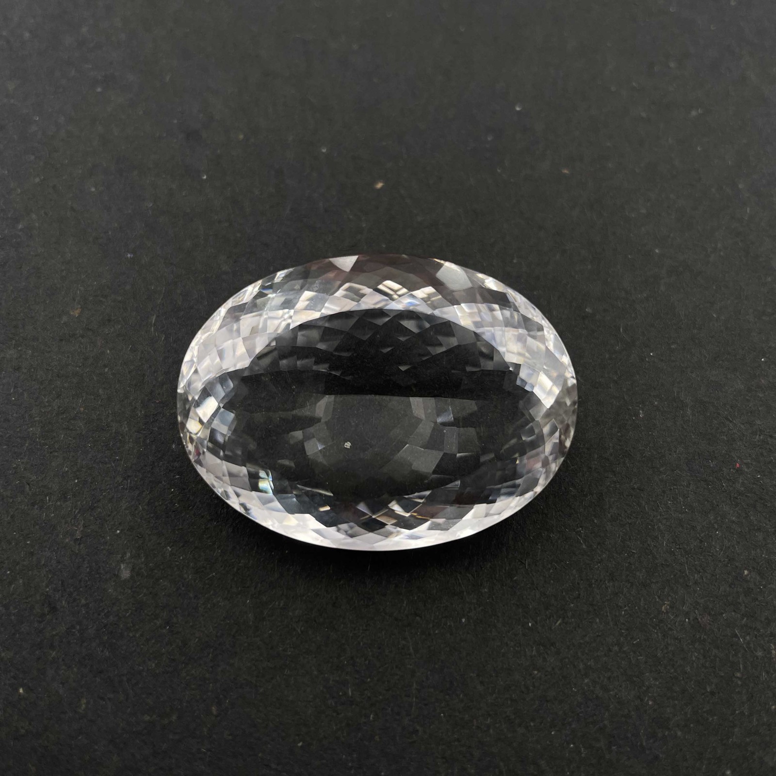 Natural Crystal Quartz Oval Cut Flawless Gemstone 25*37 MM 109 CT