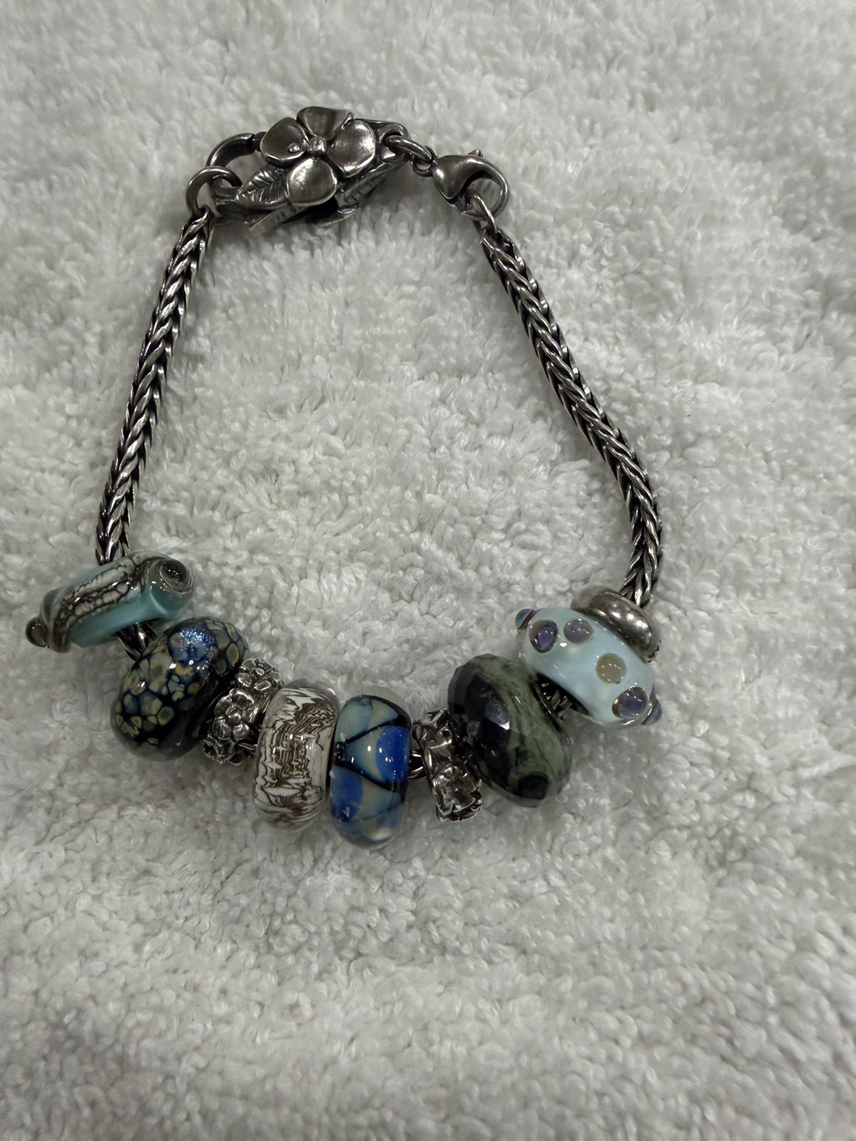 Trollbeads SS 7.5 inch Charm Bracelet with 8 Retired Charms in Blues