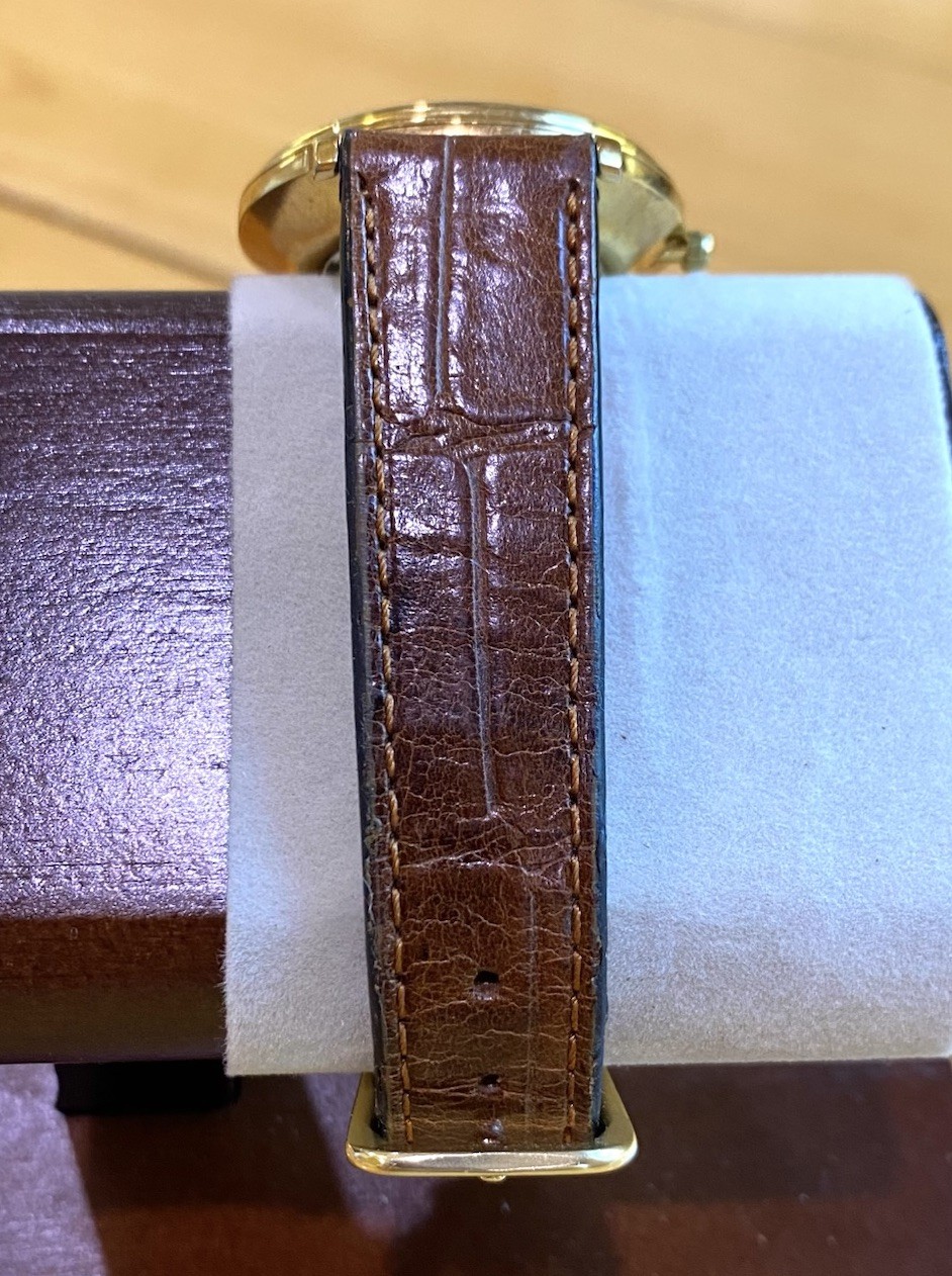 LE CHATEAU Genuine Diamond 18K Gold Plated 2011 watch w leather band