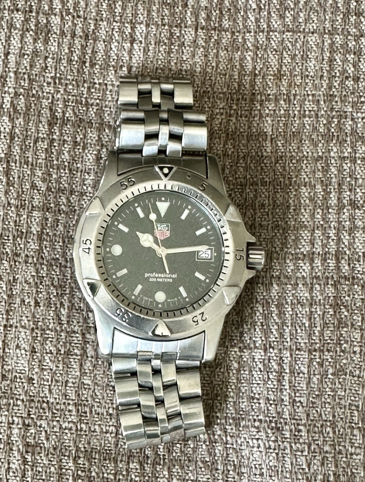 TAG Heuer WD1211-K-21 Professional 200m Stainless Steel Diver Watch Granite Dial