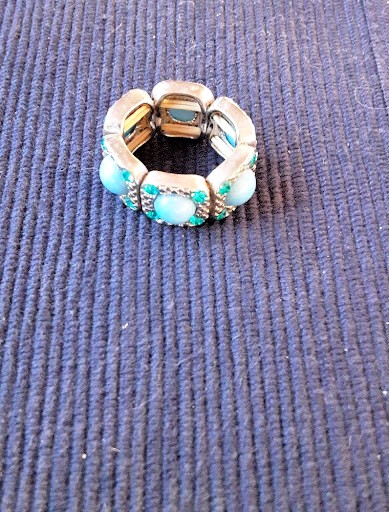 Lot of 4 Boho Stretch Rings Faux Turquoise Green Shield Statement Size 6 to 7.5