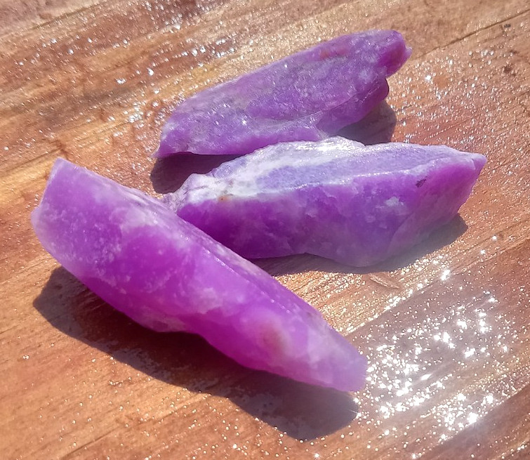 AAA Magenta Sugilite Gel Rough -55Cts- 3 pcs