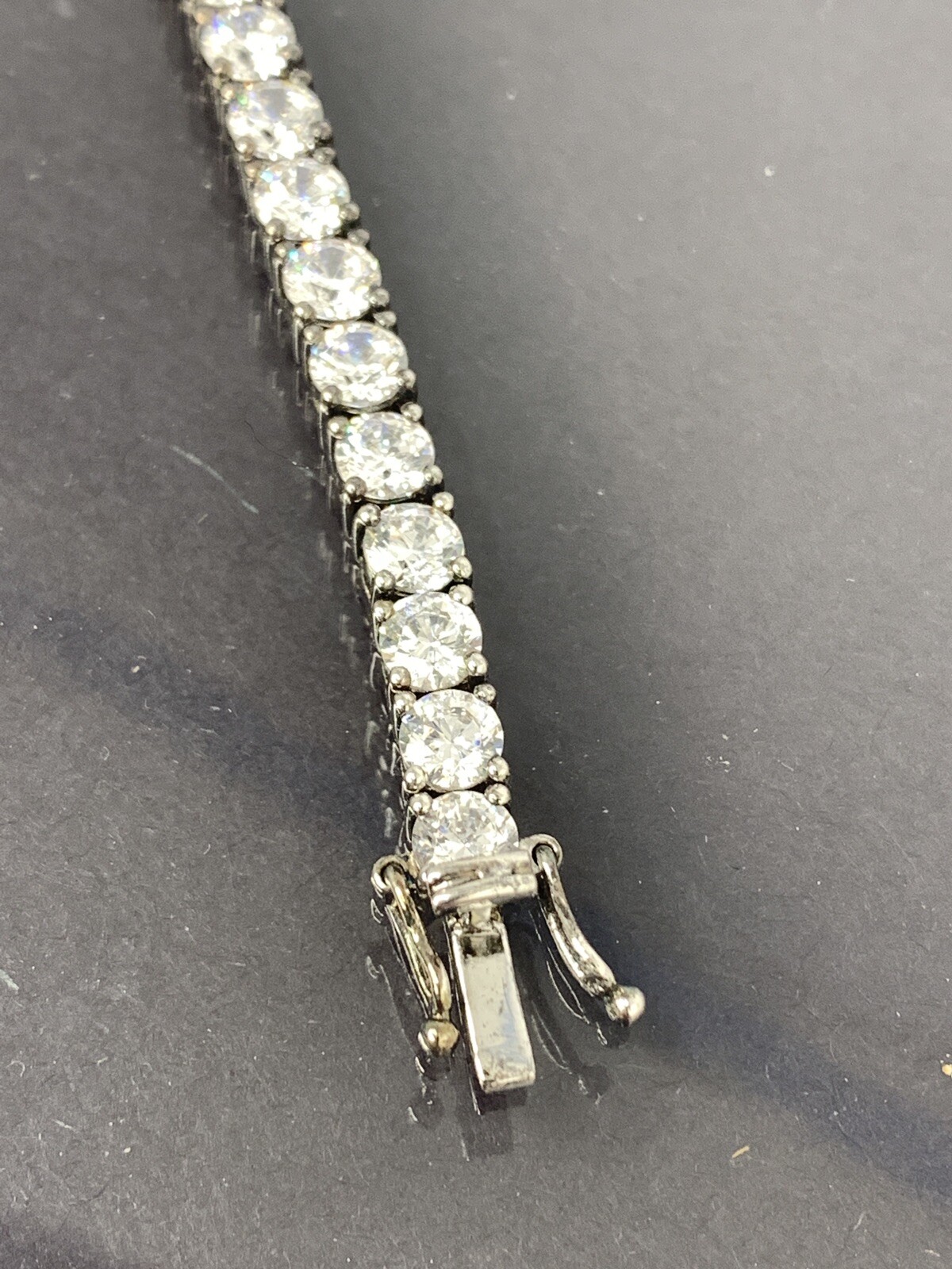 Trendy 925 Sterling Silver Cubic Zirconia Tennis Bracelet 7.5″ Safety Clasp