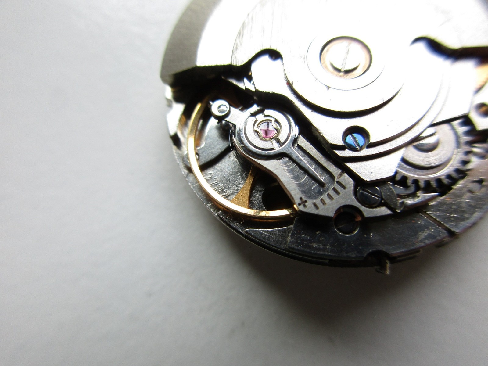 ETA cal. 2782 Swiss automatic watch movement – running – needs service