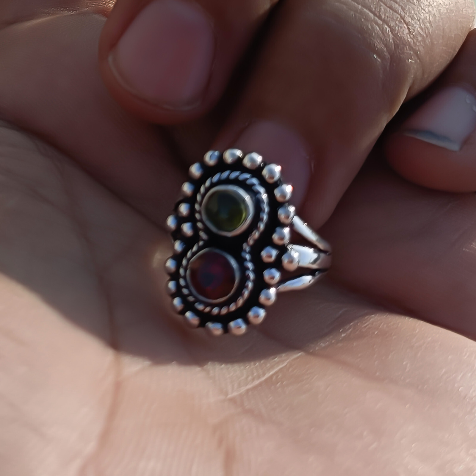 Mozambique Garnet Cut & Peridot Gemstone 925 Sterling Silver Handmade Ring/p-112
