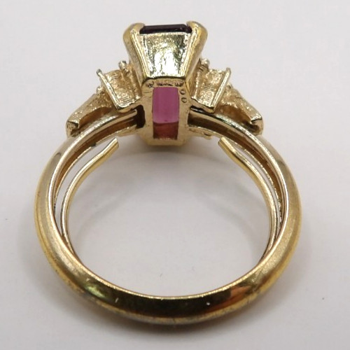 Avon Faux Amethyst Emerald-Cut Stone & Crystal Goldtone Ring (Size 5.5 to 7)