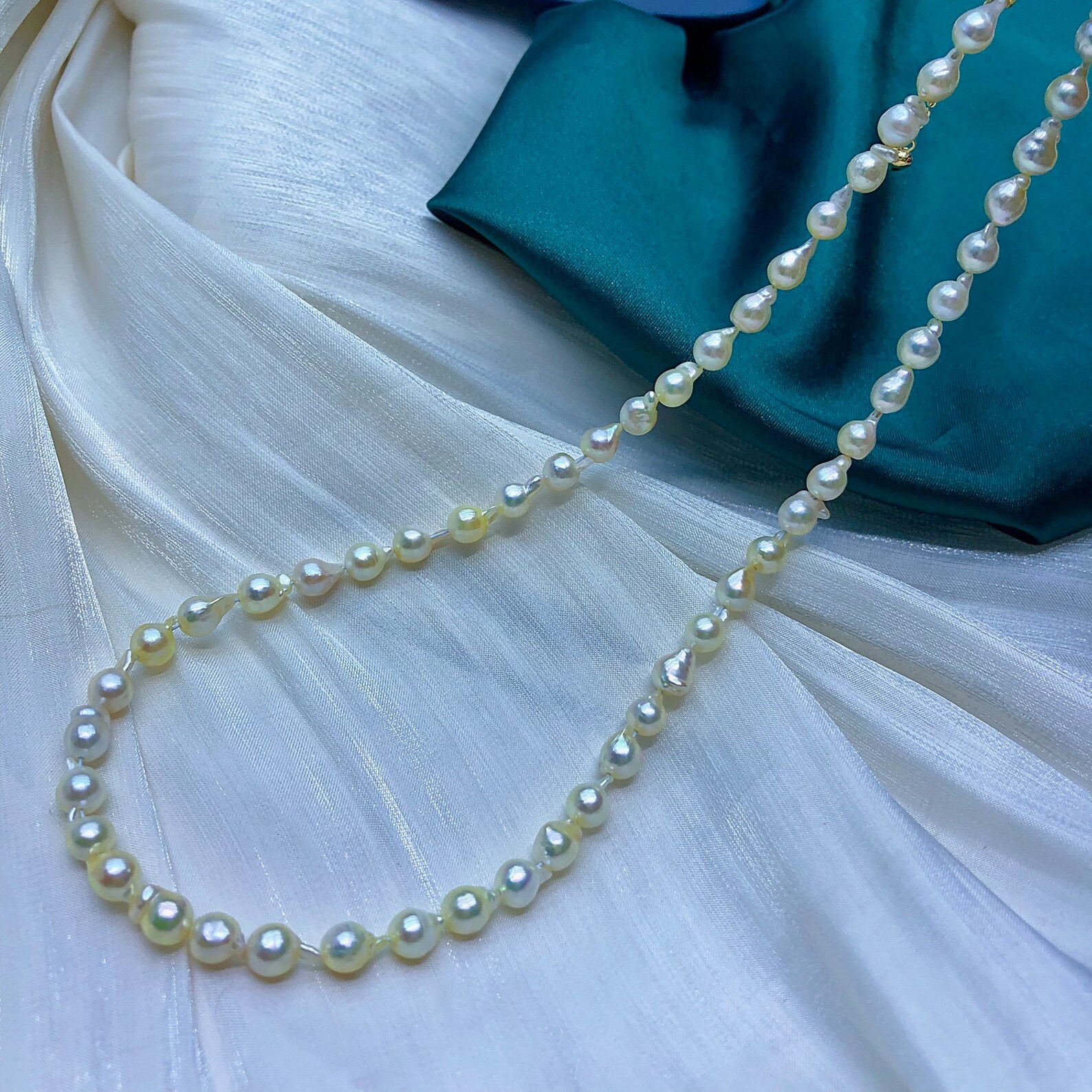 5mm-5.5mm Japanese Akoya Baroque Pearls Beaded Necklace Bright Champagne Gold