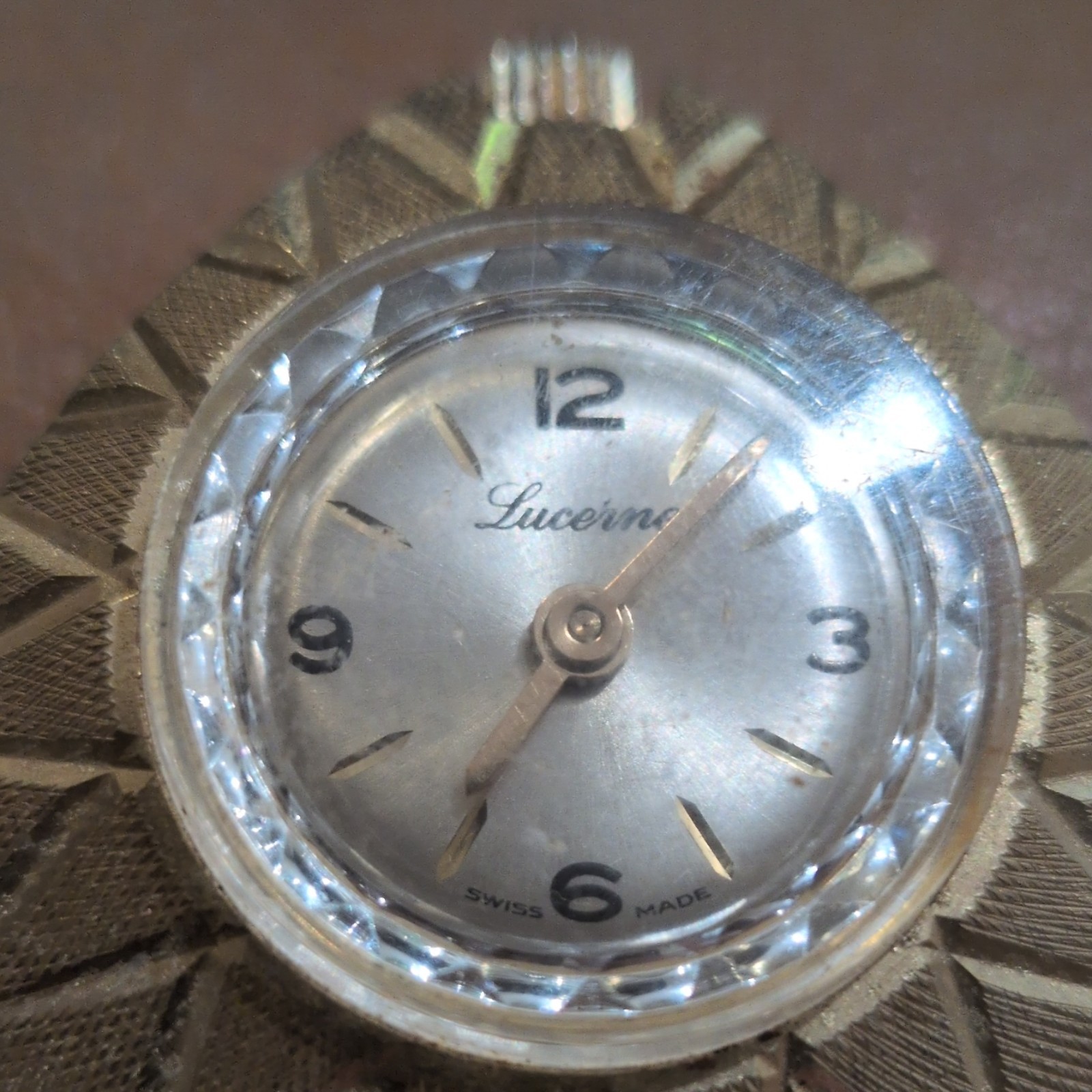 Lucerne Swiss Made Women’s Vintage Dress Manual Mechanical Watch Silver Dial