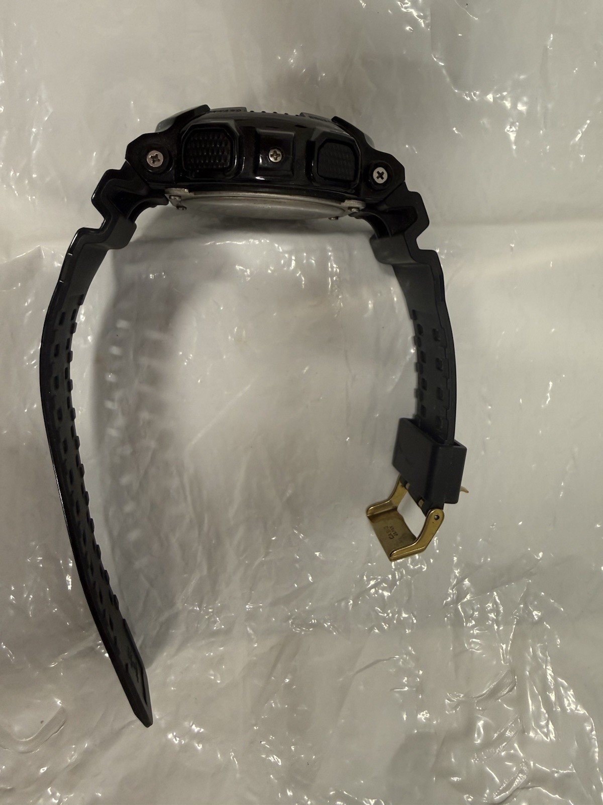 Casio G-SHOCK GA-110GB Black/Gold Analog Quartz 200m Resin Band Men’s