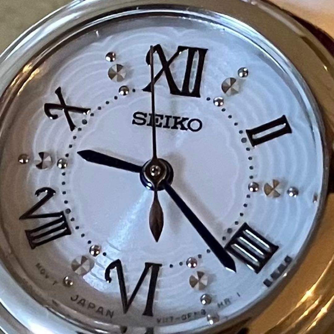 Brand New SEIKO Solar V117 0CT0 Working Item Ladies
