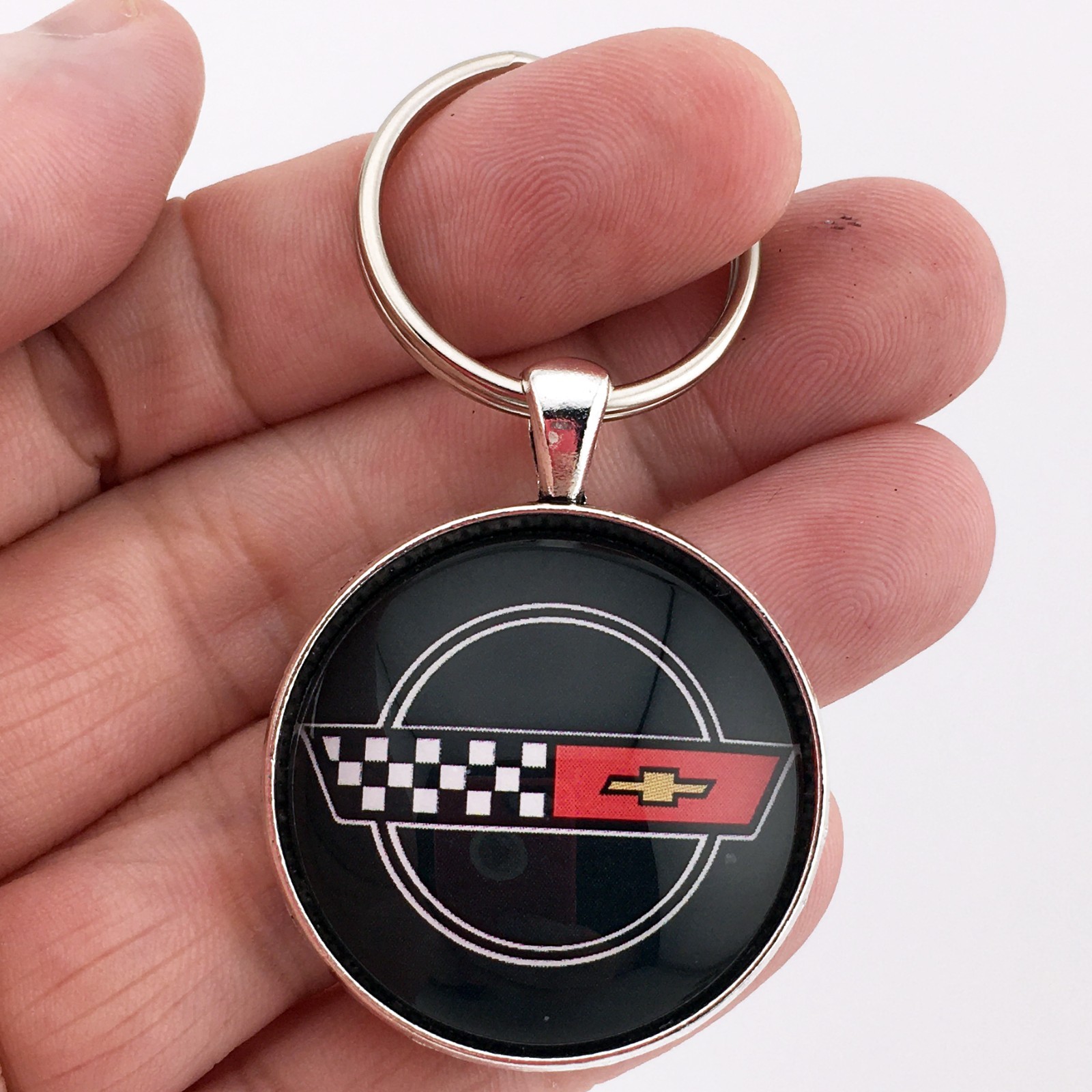 Vintage Chevrolet C4 Corvette Emblem Badge (1983-1996) 1.2″ Diameter Keychain