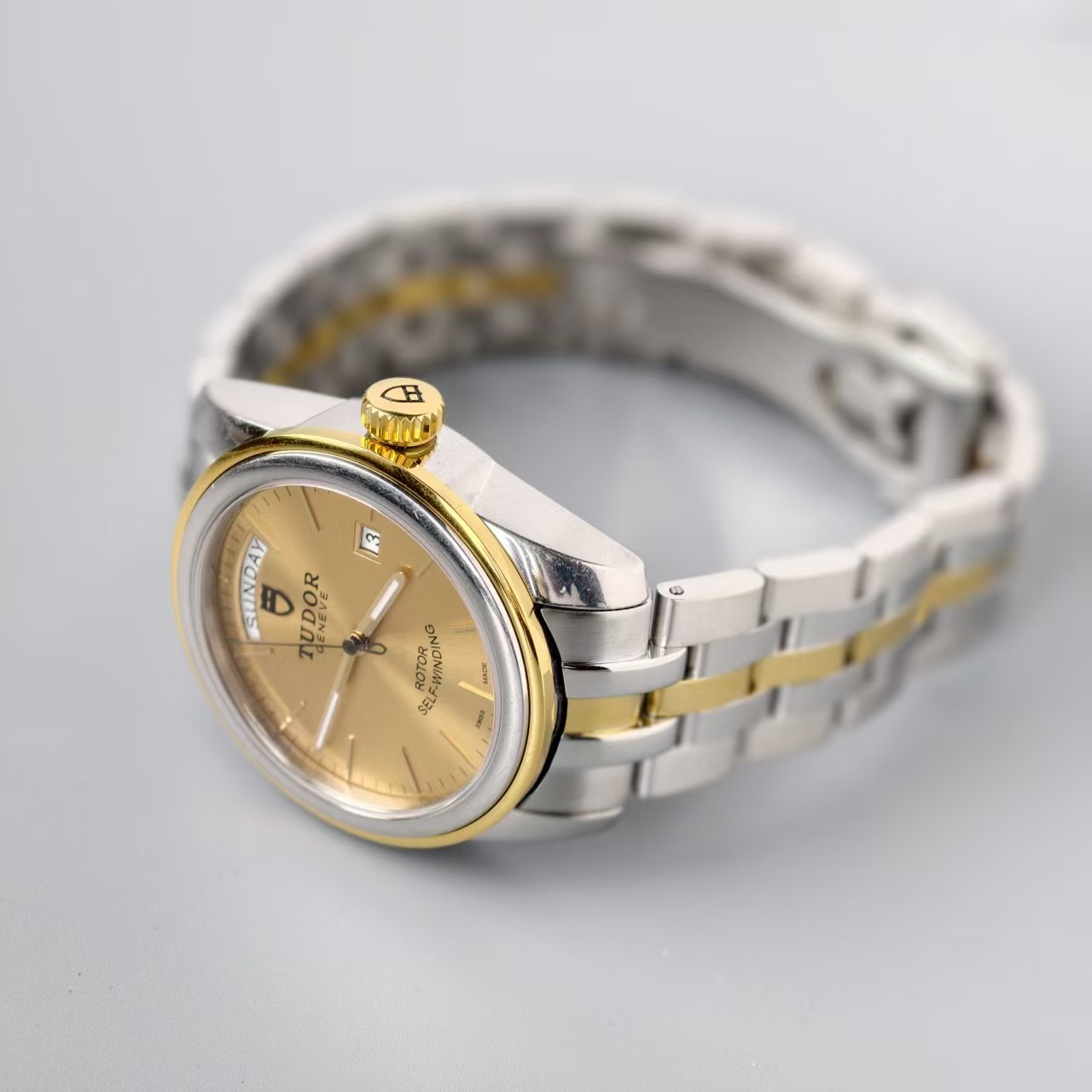 Tudor Gilding Scale Dial Glamour M56003 Men’s Watch Automatic 39mm Date