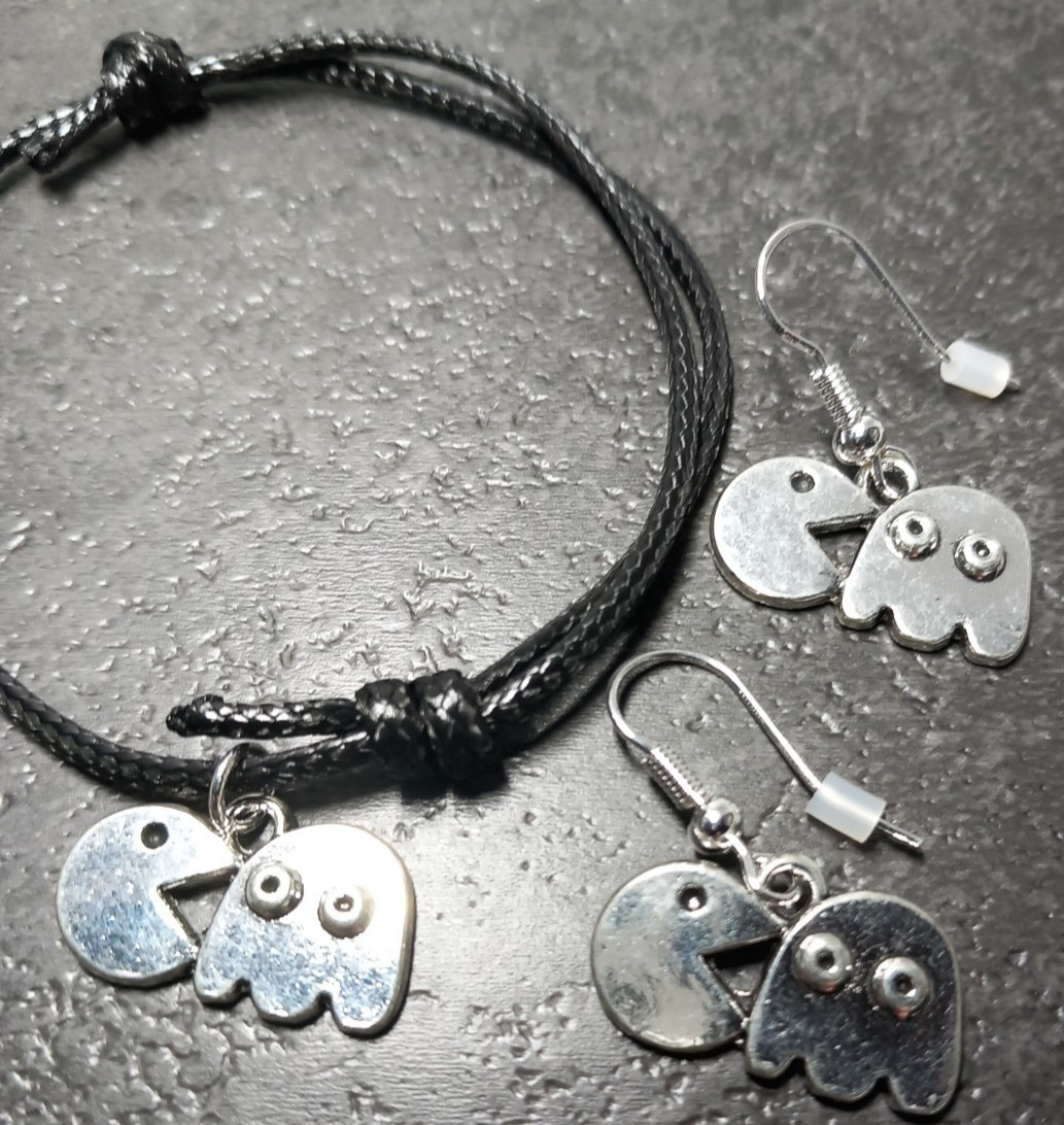 Pac Man Arcade Inspired Earrings + Bracelet Silver Tone Metal Gift Set New