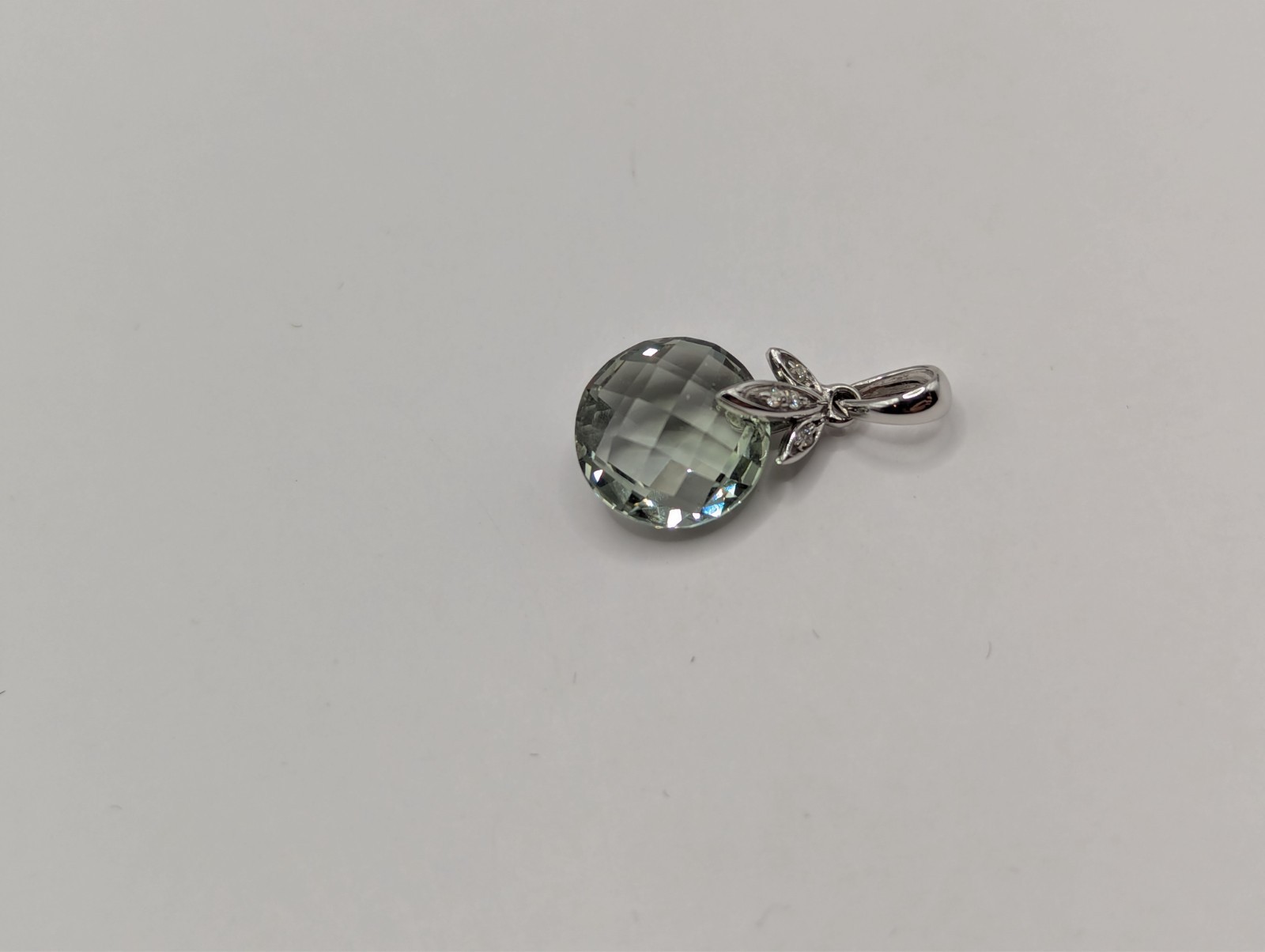 Peora 14k white gold diamond and green amethyst pendant