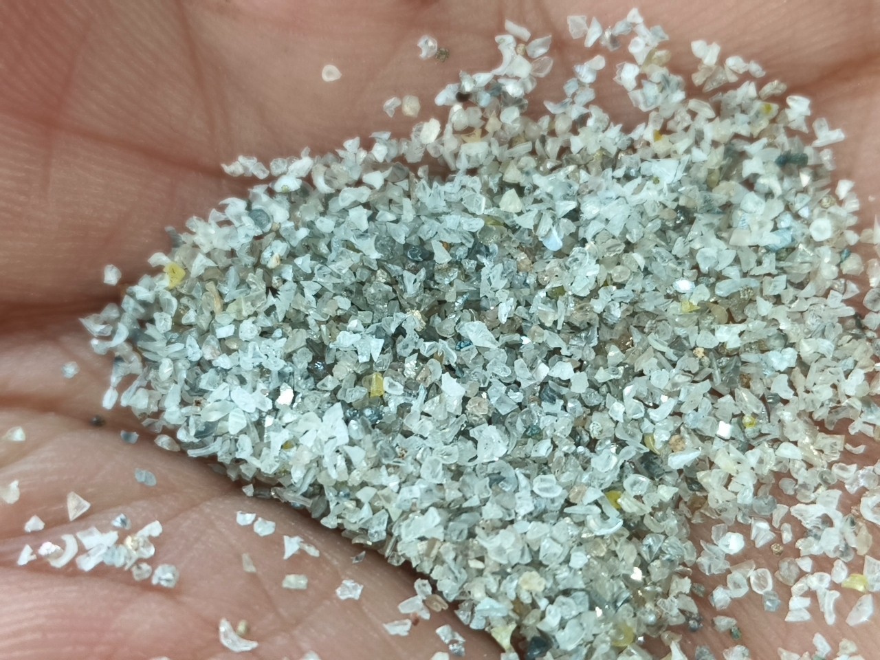 600+ Pcs 10.0 Ct Natural Rough Loose Diamonds – Tiny White Mix Fancy Diamonds