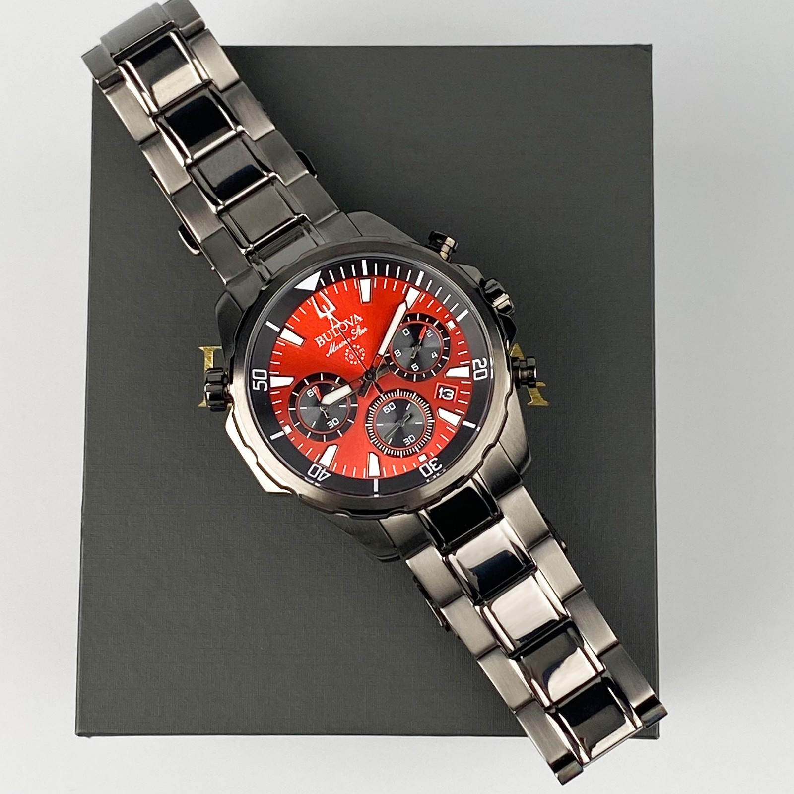 New Bulova 43 mm Marine Star Red Dial Men’s Quartz Chronograph Watch 98B350