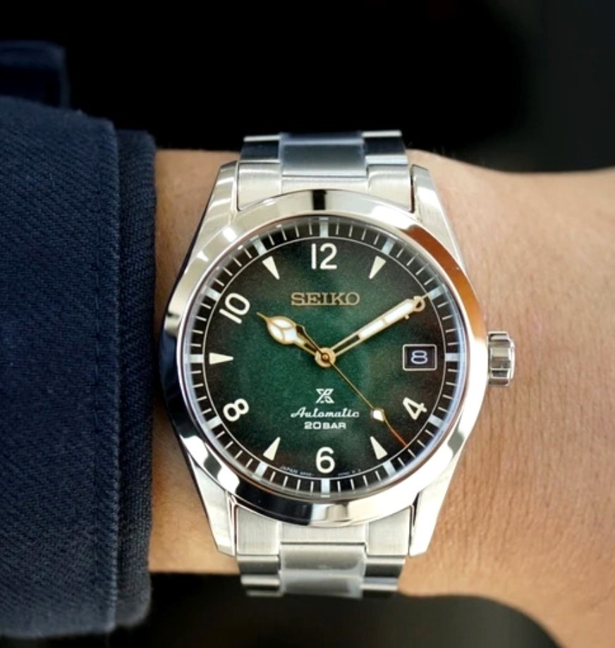 Seiko Prospex Alpinist SPB155J1 Green Dial Auto Steel Bracelet Watch