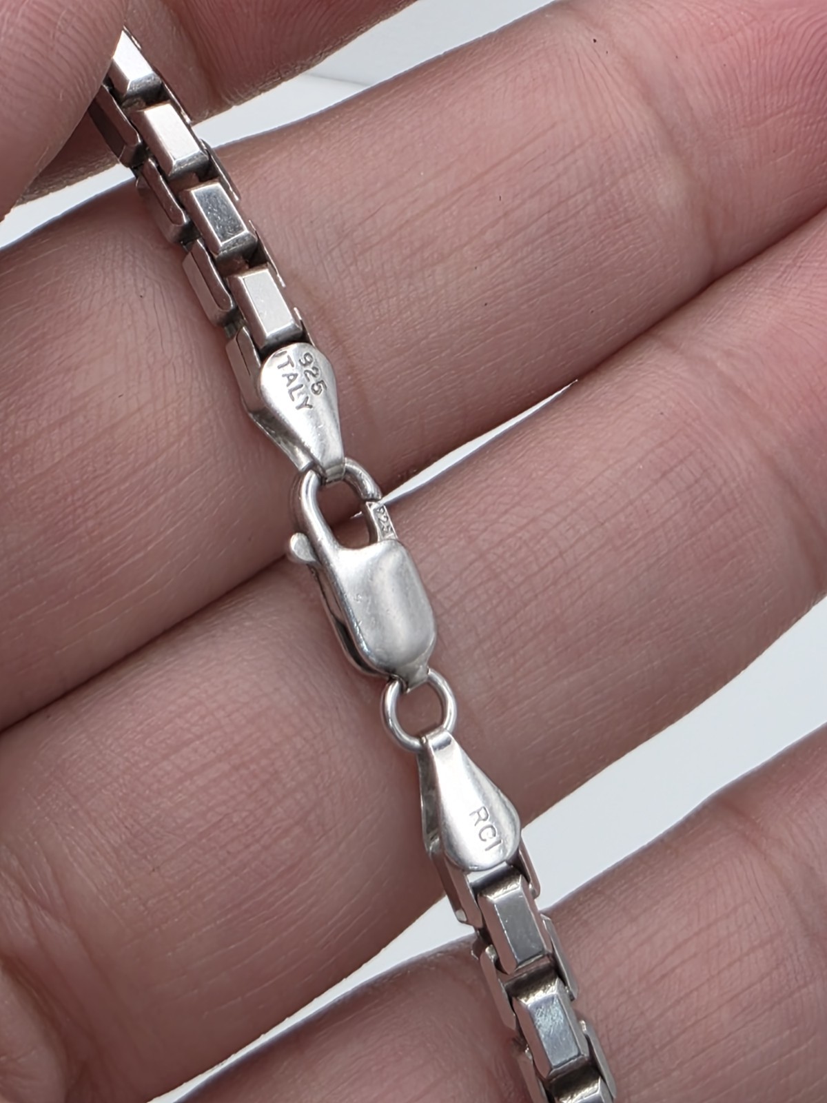 BOX CHAIN RHODIUM PLATED ANTI TARNISH STERLING SILVER 925 4.5MM (24″ INCH LONG)