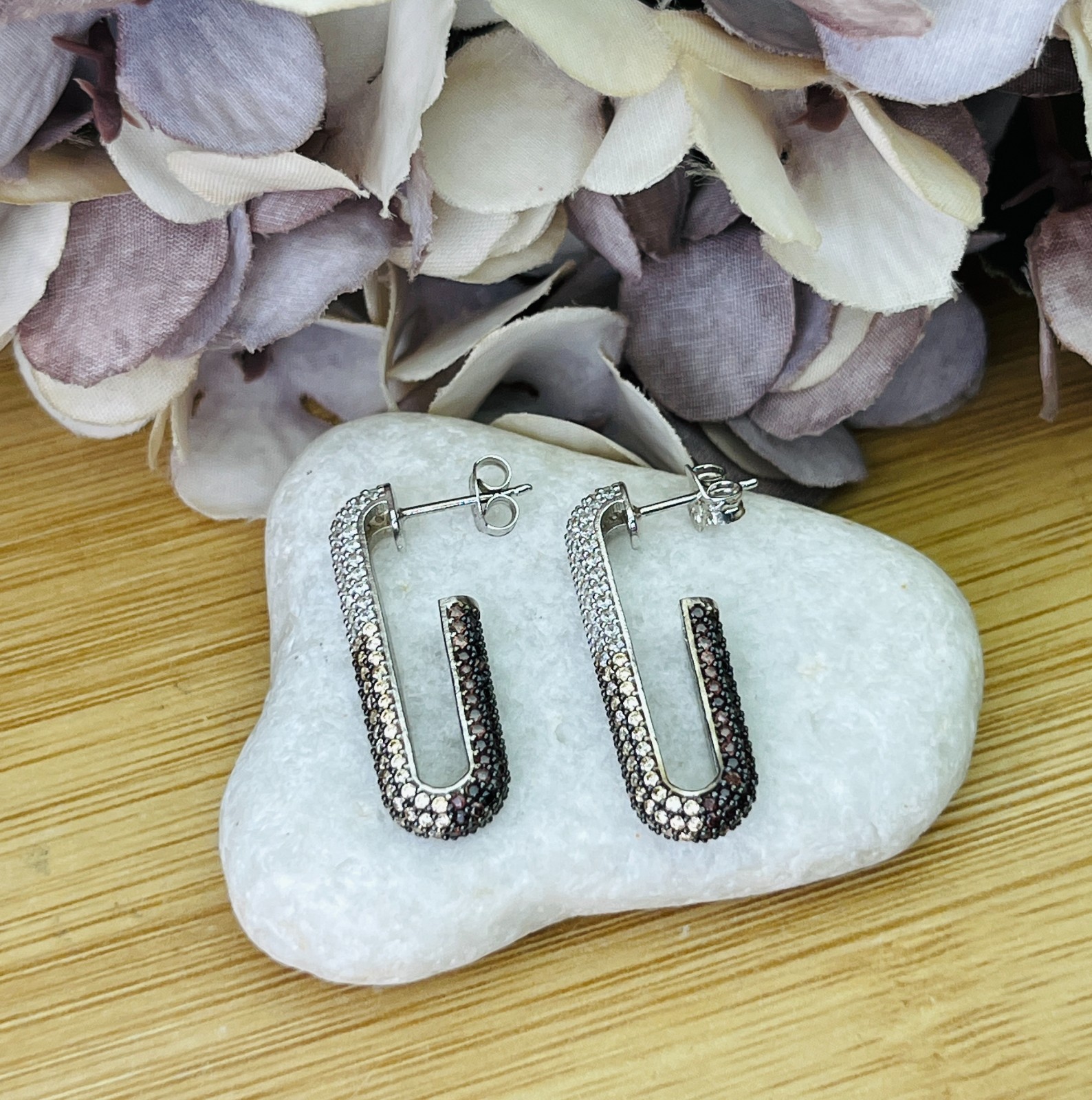 Silver Black & White U Shape Earrings Gift For Women