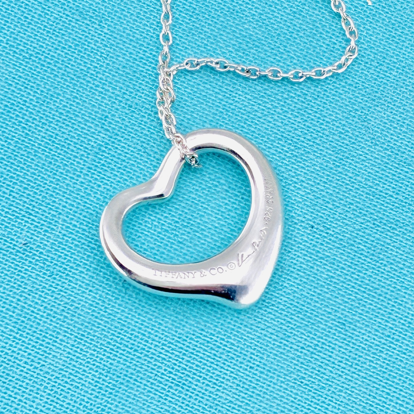 Tiffany & Co. Small Open Heart Pendant Necklace Elsa Peretti Sterling Silver925