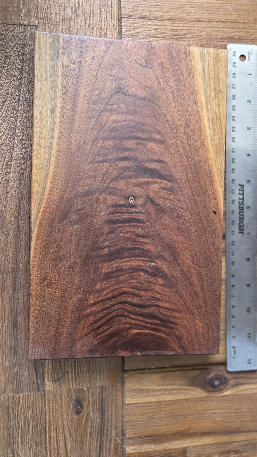 Handcrafted Highly Figured Walnut Keepsake Box – Signed Ross J. Roepke 2011 –…