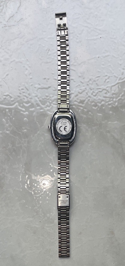 Oval Analog Watch Silver-tone Women’s Bracelet Metal Dress Formal