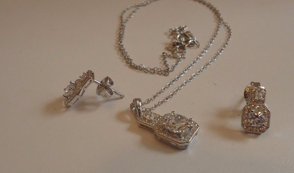 925 STERLING SILVER NECKLACE PENDANT & EARRING 2.50 CT LAB CREATED DIAMONDS