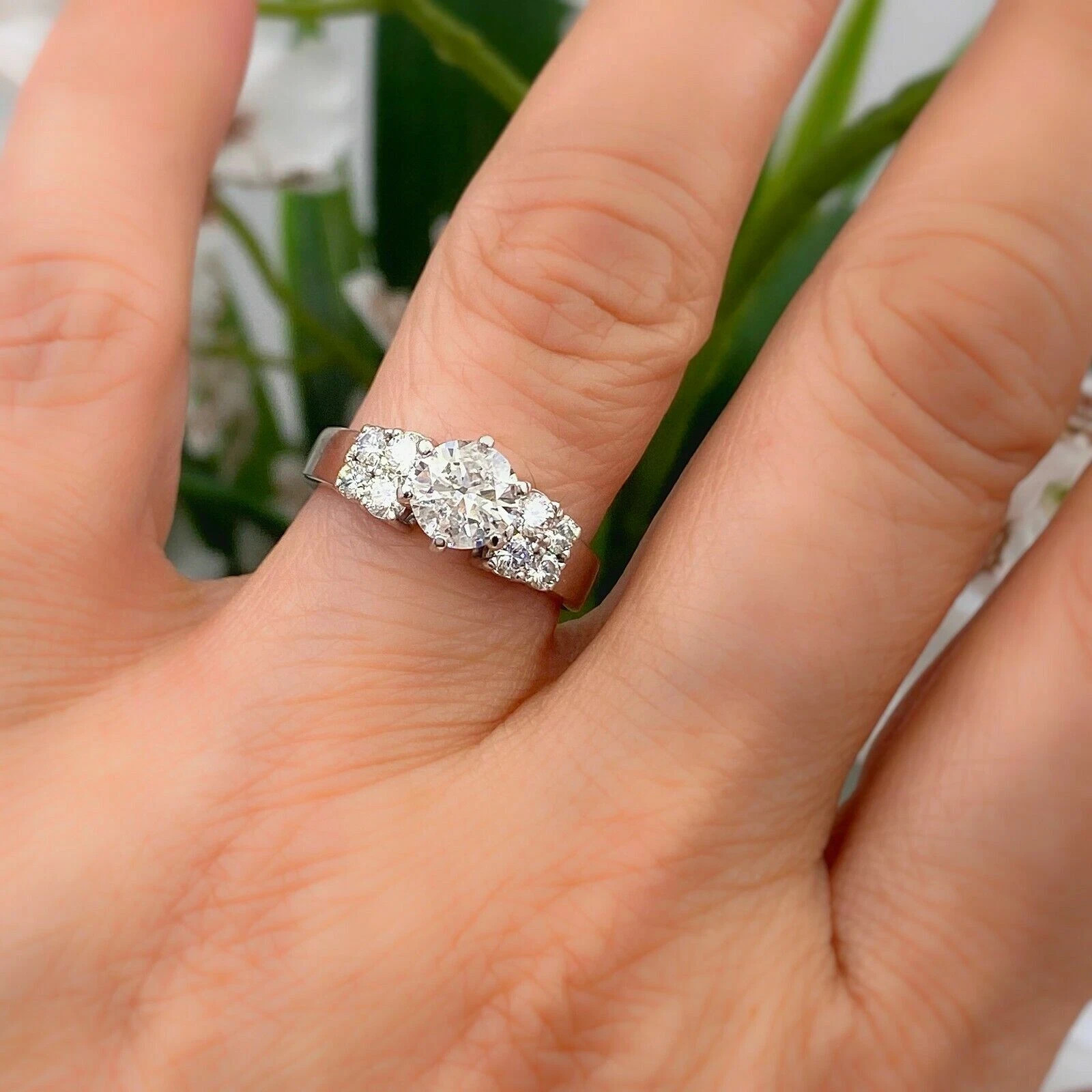 Vintage Style Engagement Ring 925 Sterling Silver 1.5 Ct Round Simulated Diamond